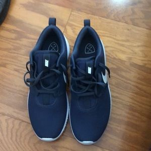 Nike roshe golf shoe brand new ⛳️